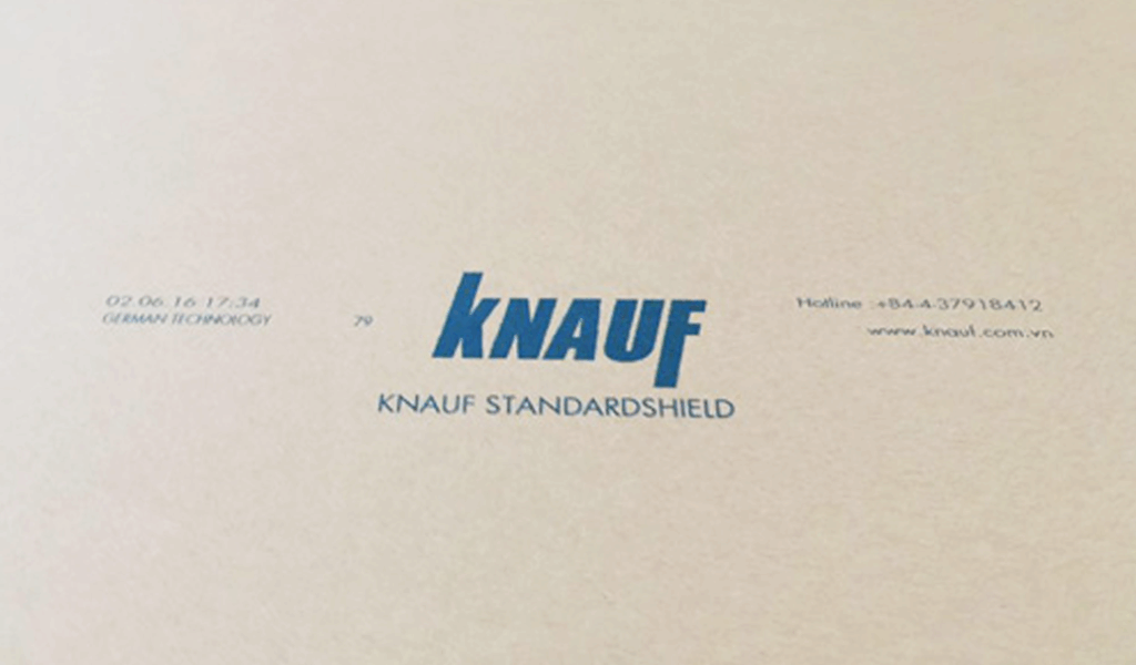 石膏ボードへ印字された文字